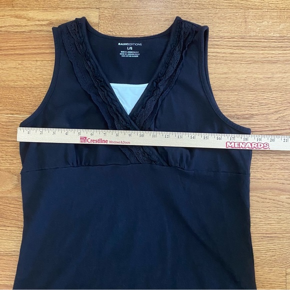 Basic Editions Top Women’s Large Black Sleeveless Shirt V neck Ruffle Neckline - Picture 5 of 6